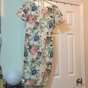 ASOS midi floral dress size 4 dress with pockets!